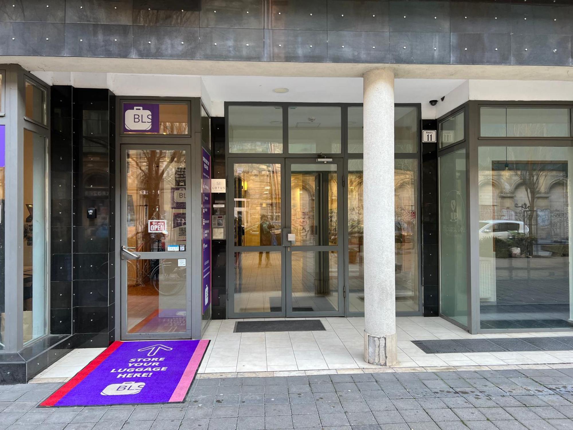 Acacia Aparhotel-Near New York Cafe Budapest Exterior foto