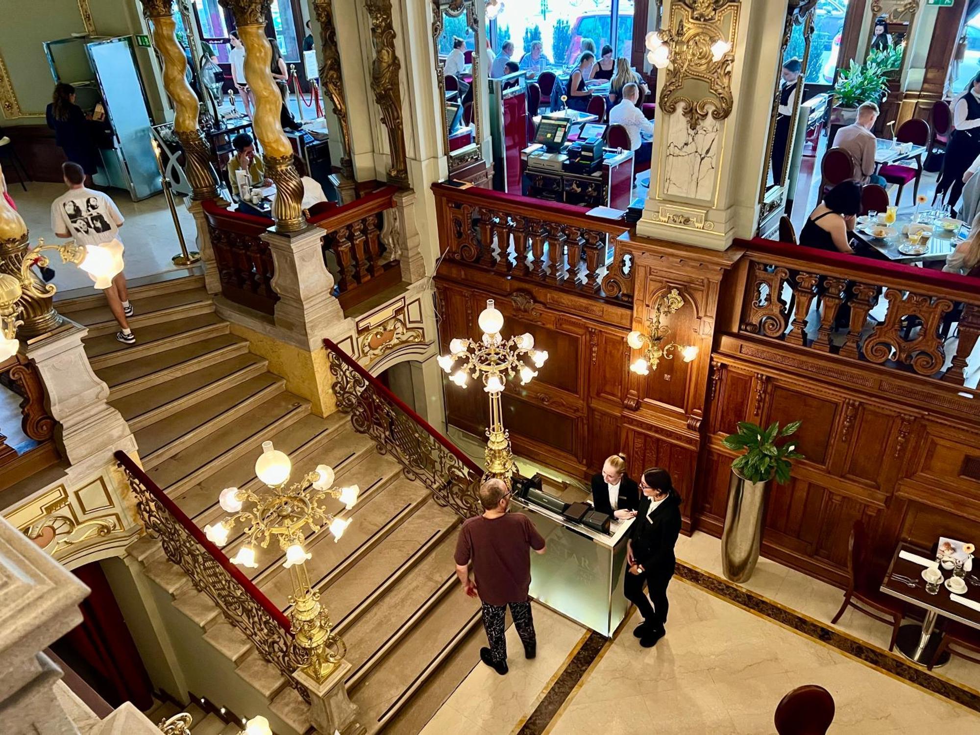 Acacia Aparhotel-Near New York Cafe Budapest Exterior foto